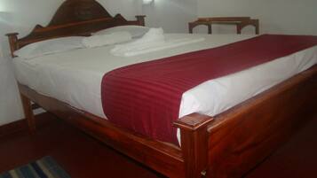 Standard Family Room | Free WiFi