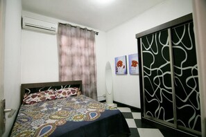 Deluxe-Villa, 3 Schlafzimmer, eigener Pool, Poolseite | 3 Schlafzimmer, Zimmersafe, Verdunkelungsvorhänge, kostenloses WLAN