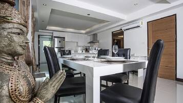 2-Bedroom Private Pool Villa | In-room dining