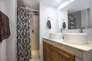Bathroom - Villa Jungle 3 Bedrooms (Kamala)