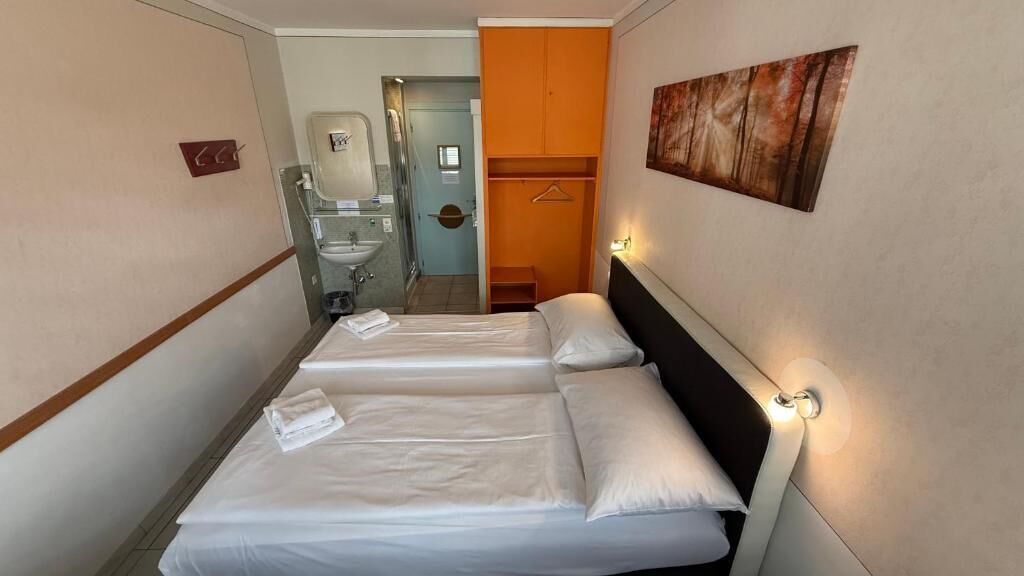 經濟雙人房, 私人浴室 | 浴室 | 淋浴設備、免費梳洗用品、風筒、提供毛巾