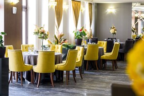 Desayuno completo incluido todos los días