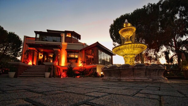 Front of property – evening/night