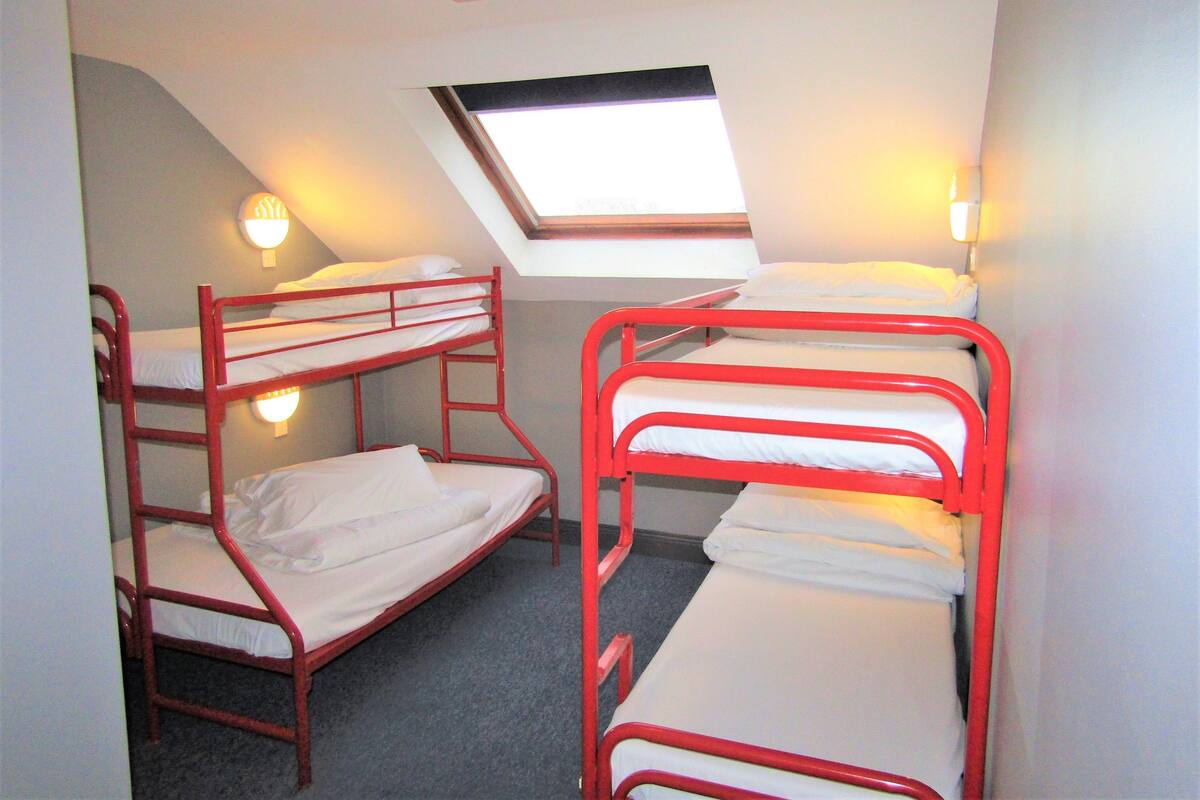 Wifi gratis y ropa de cama