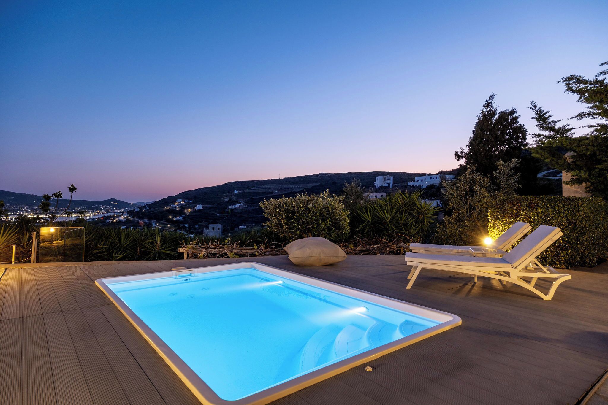 Outdoor pool, pool umbrellas, pool loungers