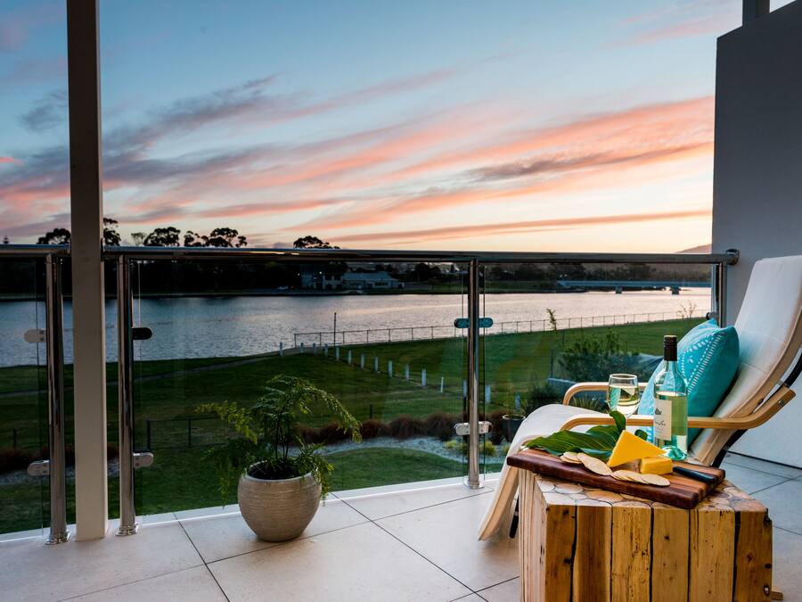 Suite Studio Lune de Miel, vue fleuve | Balcon