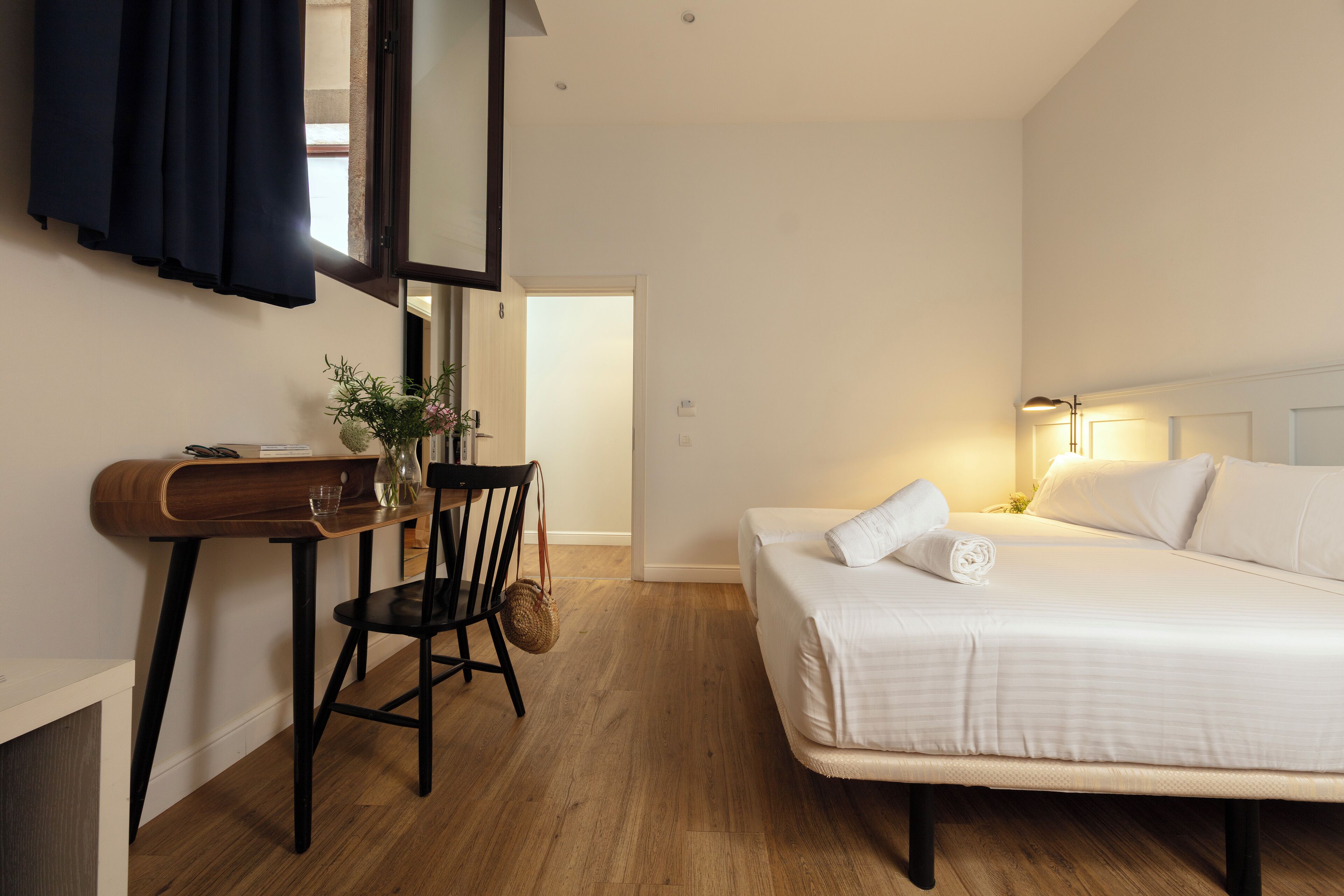 Photo - Som Nit Born