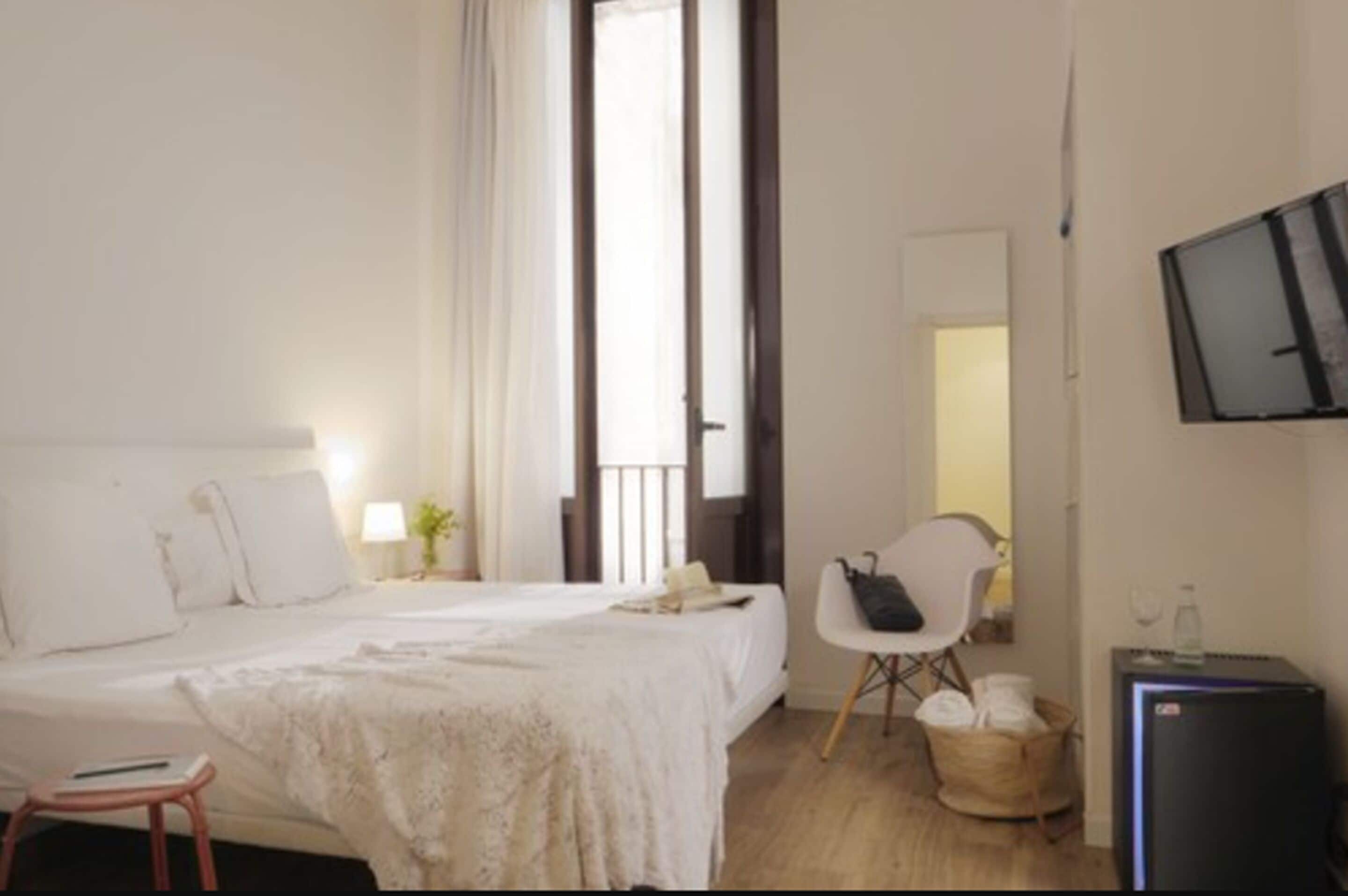 Photo - Som Nit Born