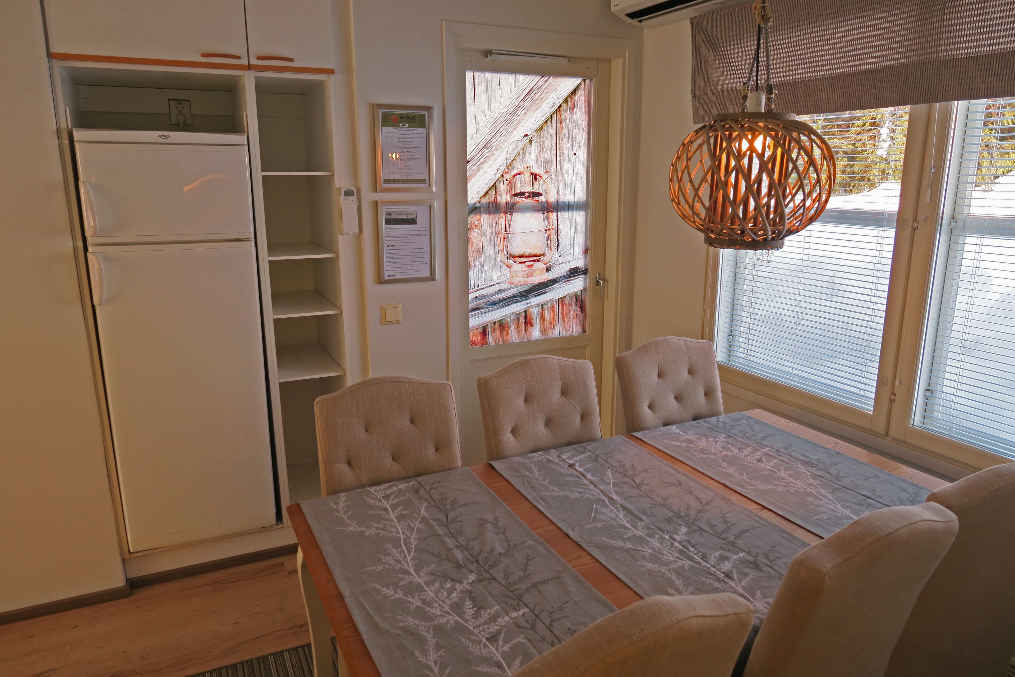 Comfort Apartment, 2 Bedrooms, Sauna | In-room dining