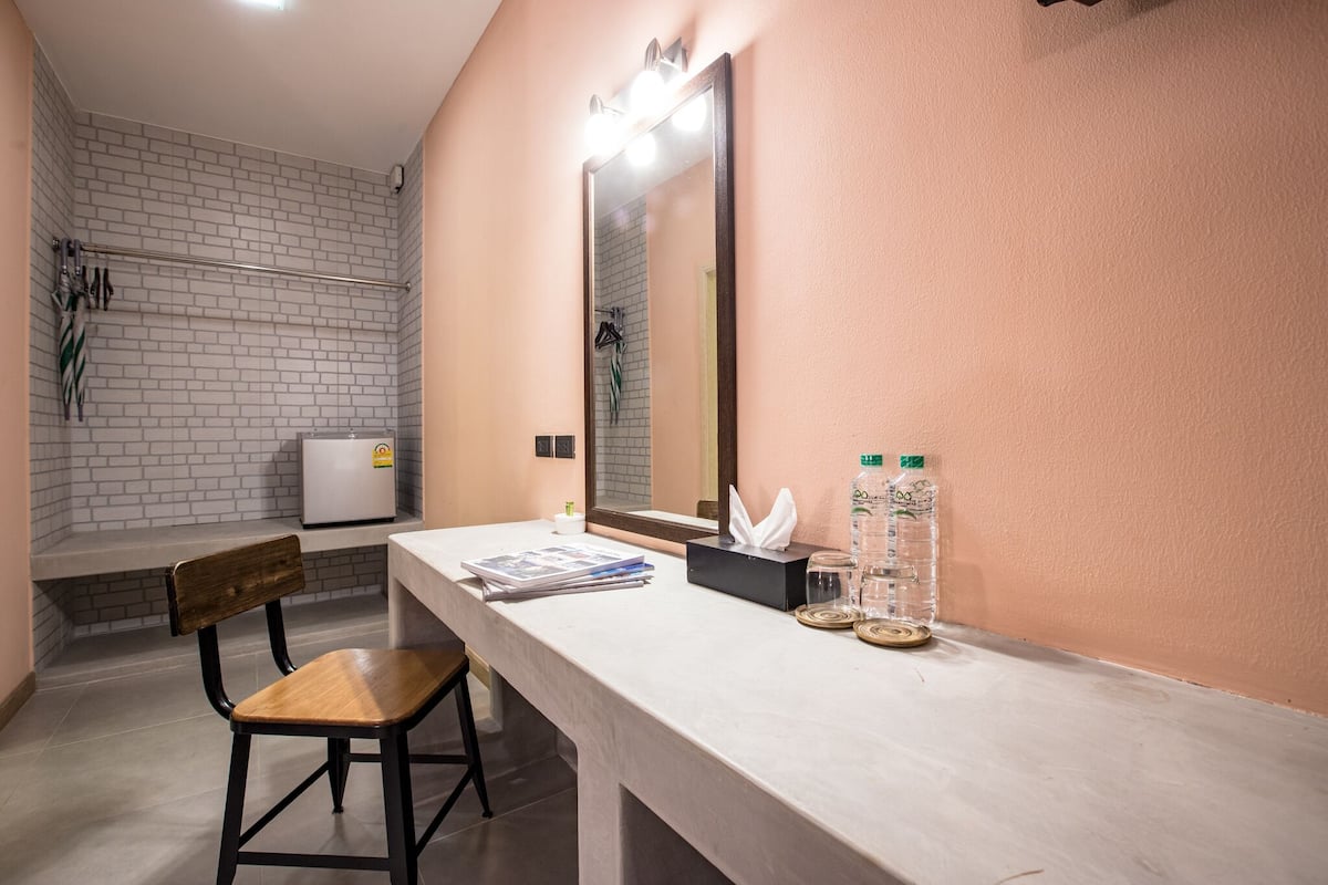 In-room safe, desk, laptop workspace, blackout drapes