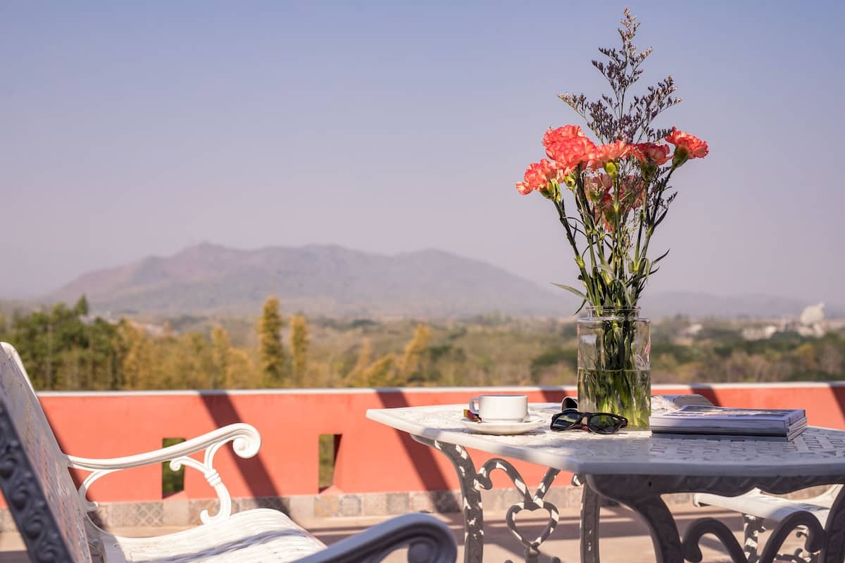 Romantic Twin Room | Living area