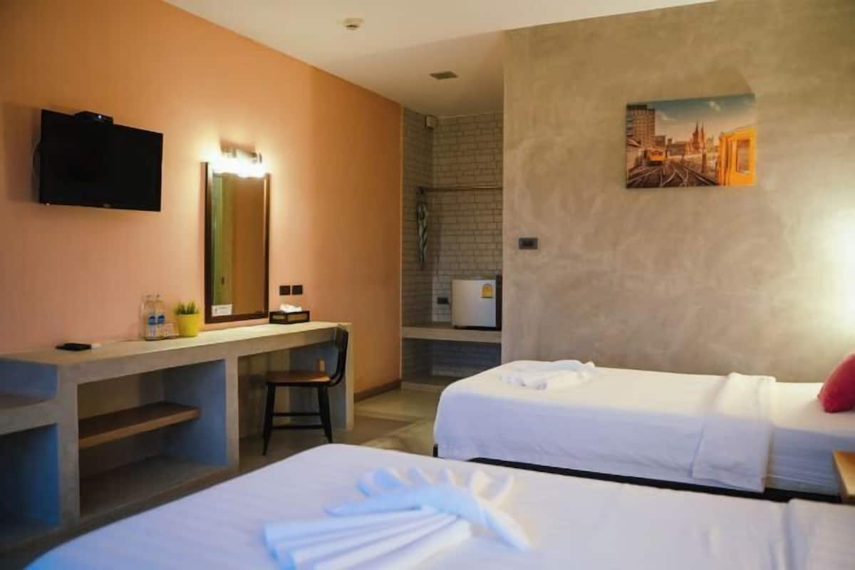 In-room safe, desk, laptop workspace, blackout drapes