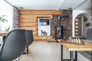 Apartment, Fireplace | In-room safe, individually decorated, iron/ironing board, free WiFi