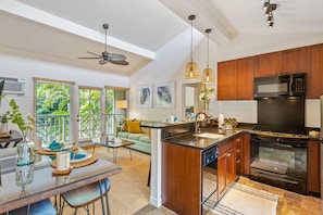 Fridge, microwave, oven, coffee/tea maker