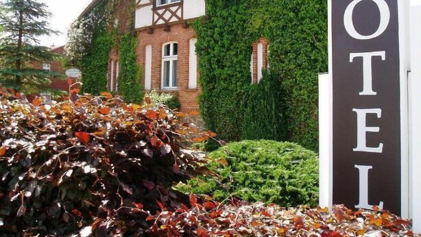 Front of property - Hotel Sankt Georg (Neubrandenburg)
