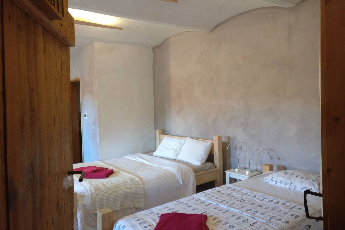 Family Triple Room, Refrigerator & Microwave | 1 bedroom, individually decorated, individually furnished