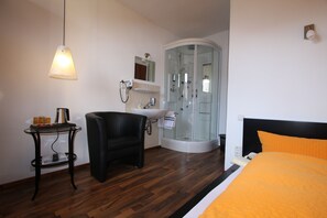 Roupas de cama antialérgicas, individualmente decorados, escrivaninha