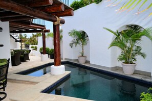 Outdoor pool - Casa Shery (Cabo San Lucas)
