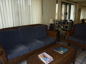 Lobby sitting area - Tesoro 39 (Cabo San Lucas)
