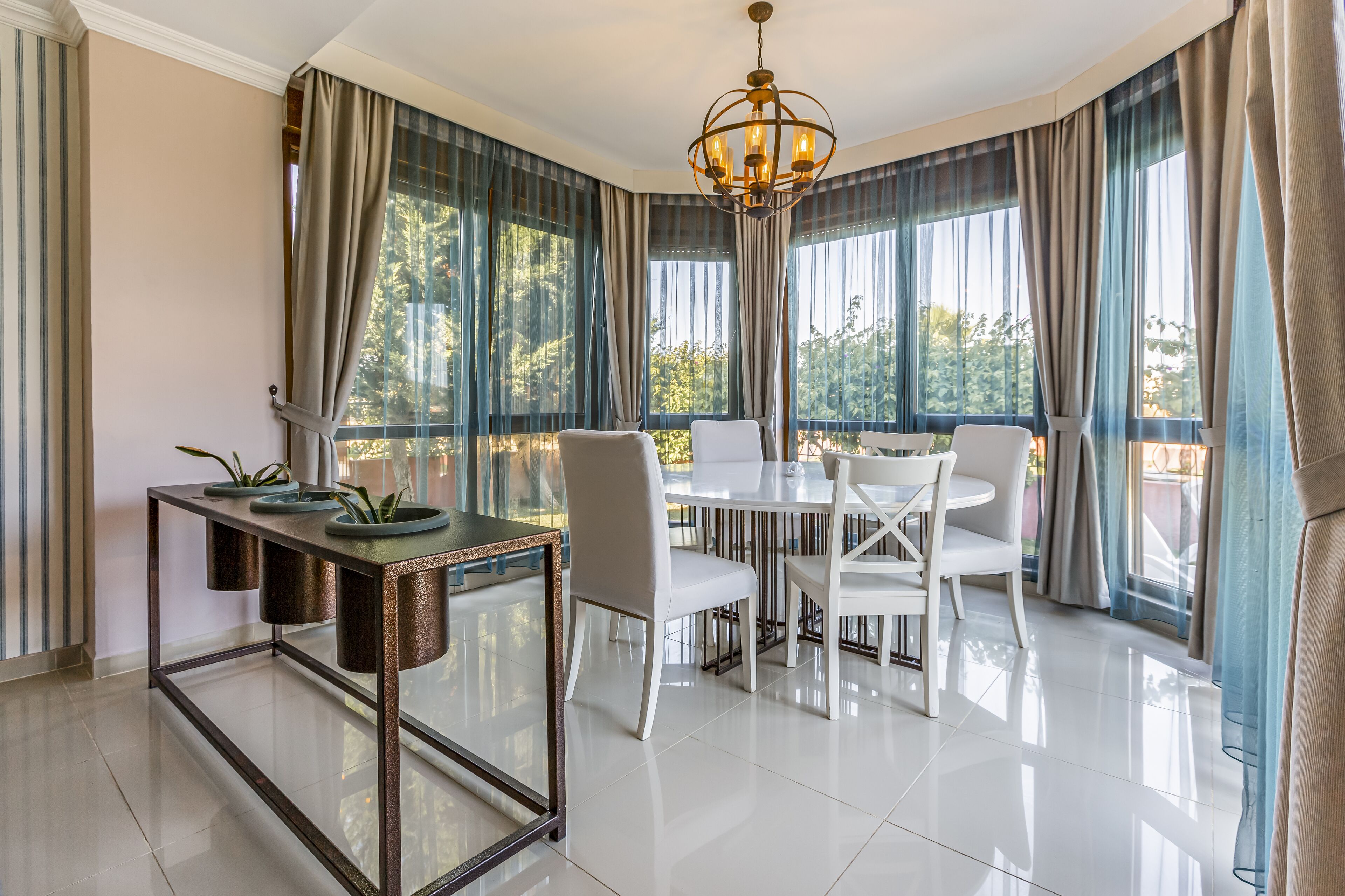 Télévision à écran plat