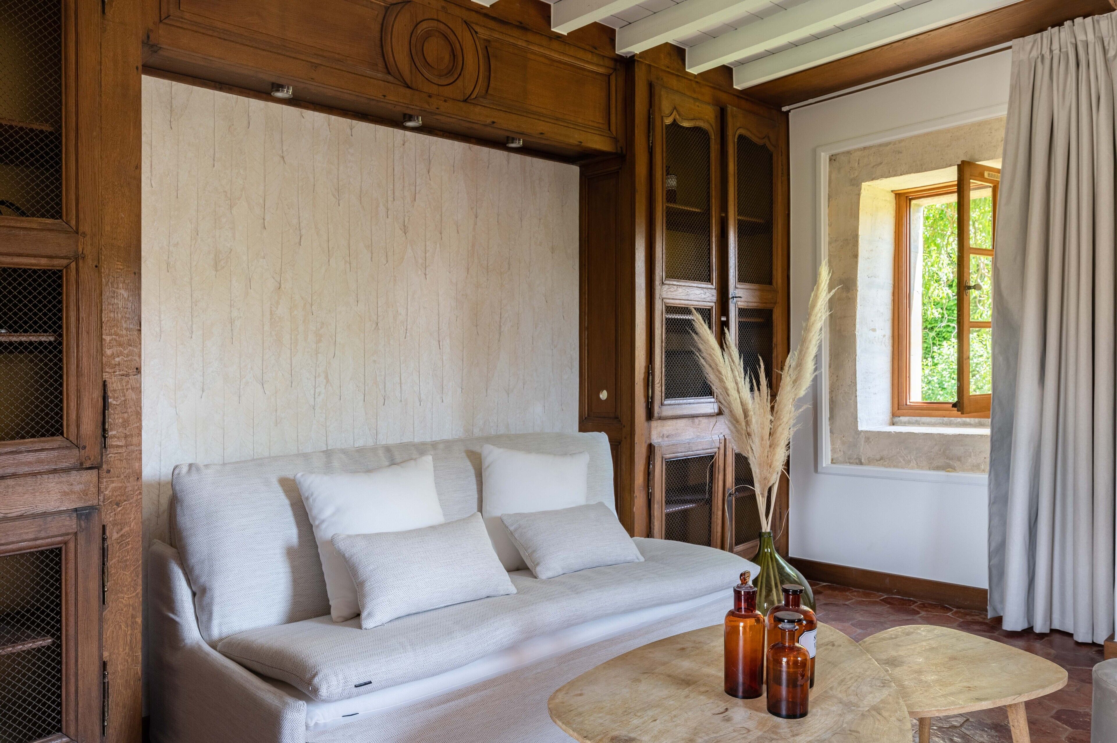 Superior Suite, Ensuite, Garden View (Macarons) | Free WiFi