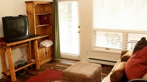 Townhome, 1 Bedroom | Living room | 36-inch flat-screen TV with cable channels, TV, DVD player - Pinecreek I - 1 BR by Peak Property Management (Breckenridge)