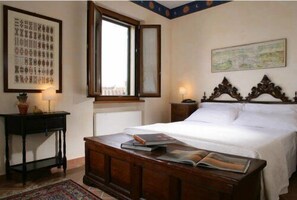 Doppel- oder Zweibettzimmer