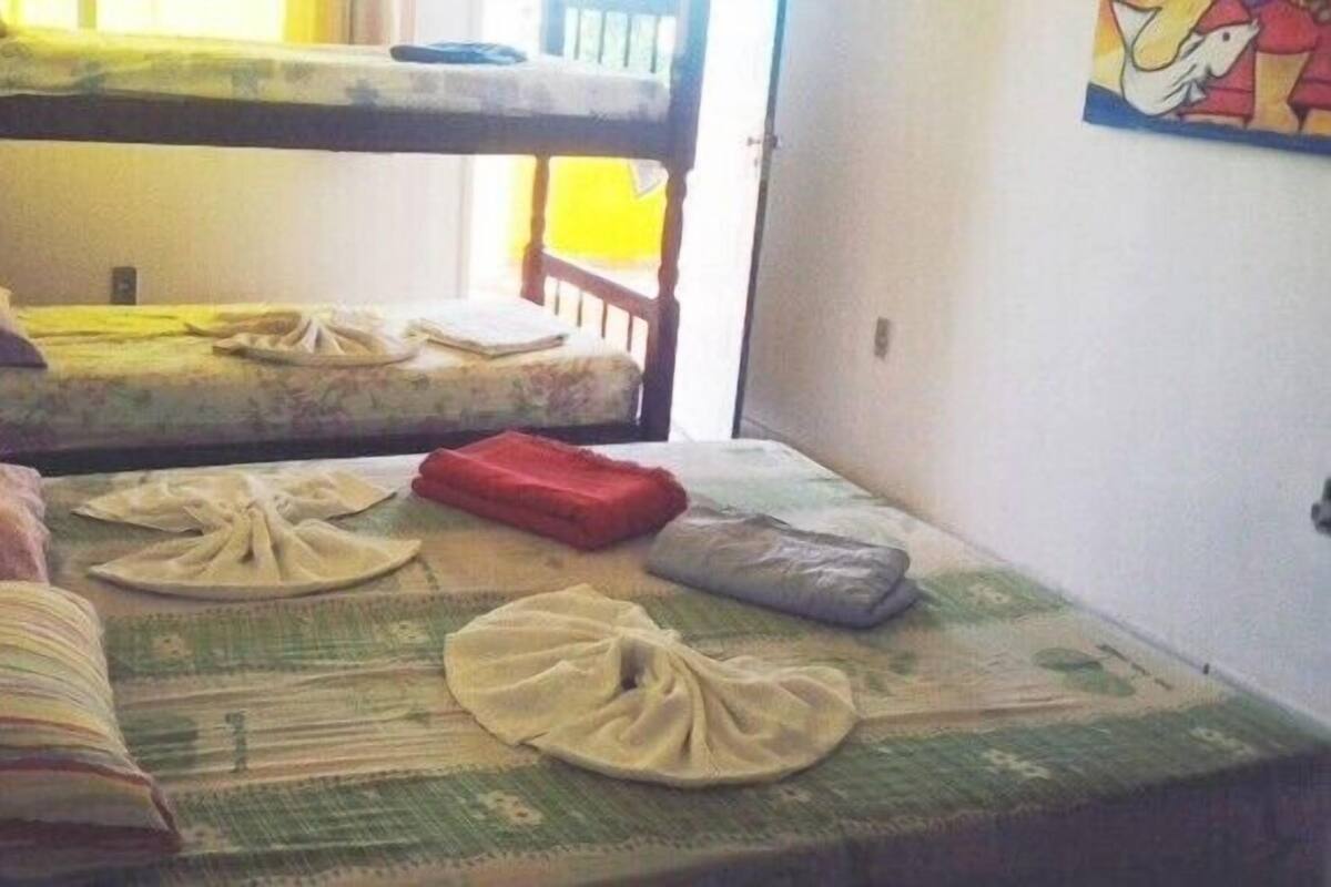 Wifi gratis y ropa de cama