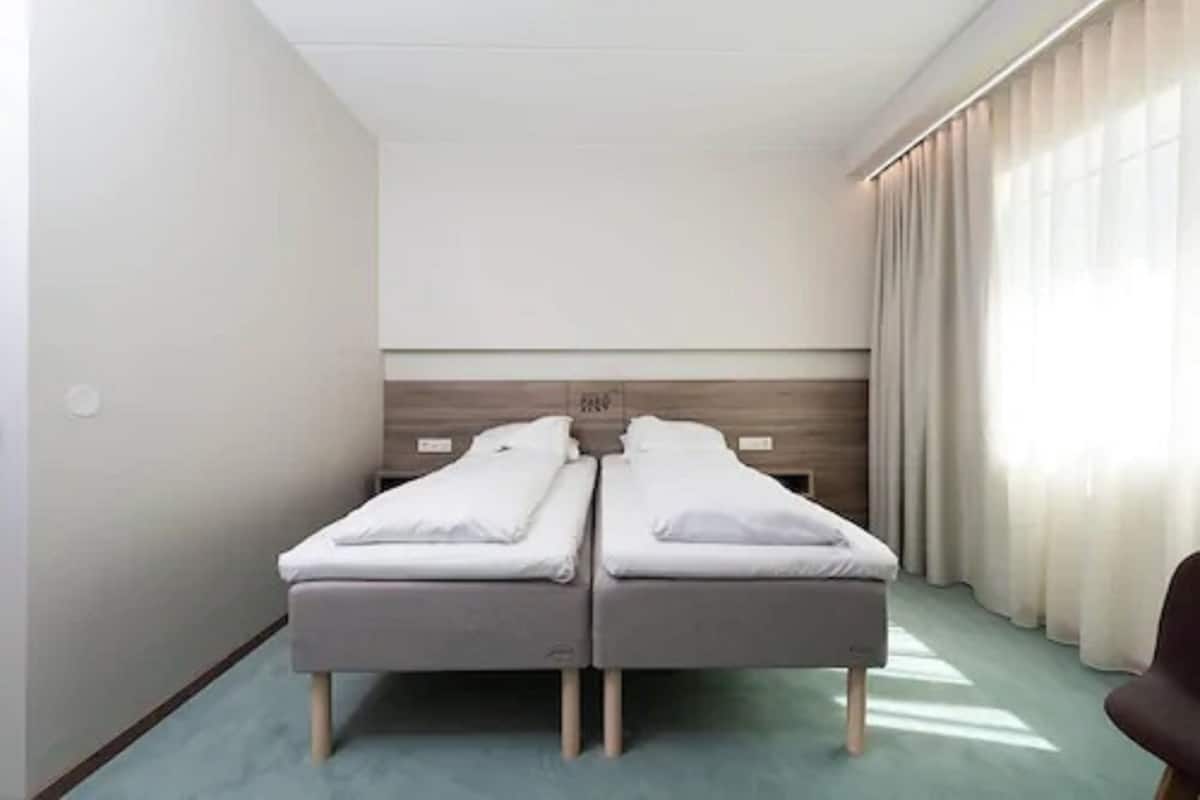 Standard Twin Room | 1 bedroom, premium bedding, pillowtop beds, soundproofing