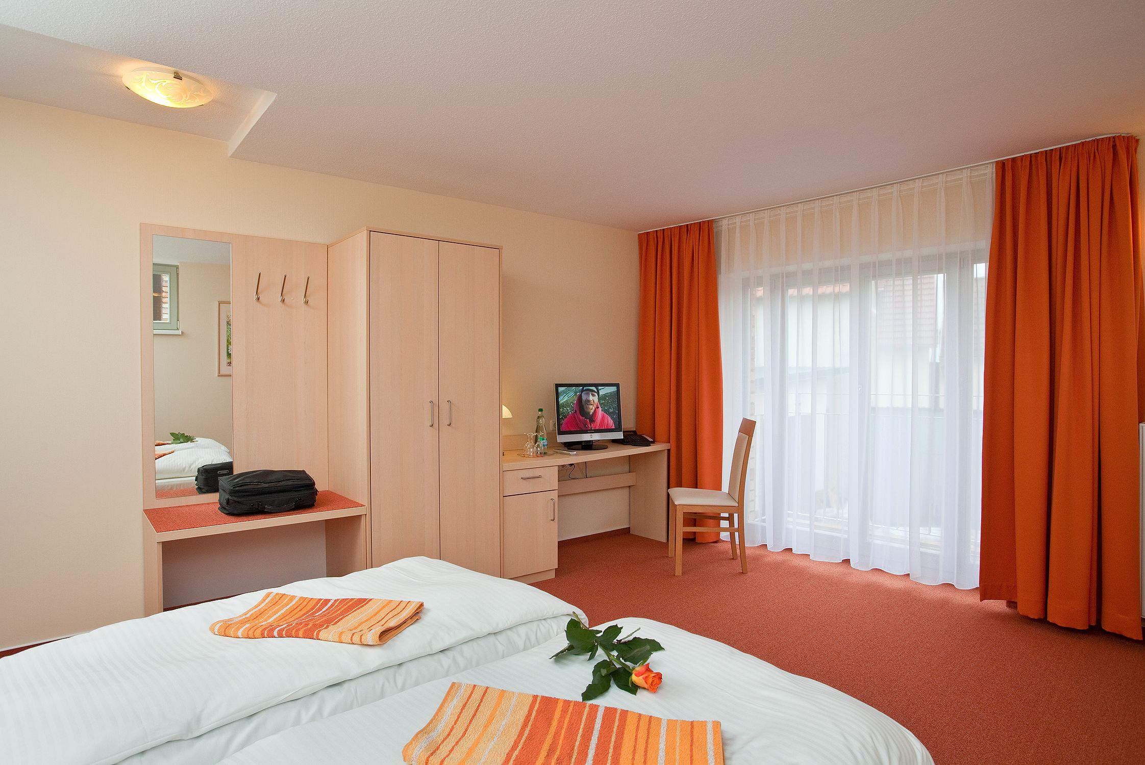 Classic Double Room Single Use, 1 King Bed, Accessible, Non Smoking | Desk, blackout curtains, soundproofing, iron/ironing board