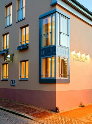 Front of property – evening/night