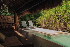 In-room safe, desk, free WiFi, bed sheets - Aldea Coba a Comfortable Sleep in the Jungle (Coba)
