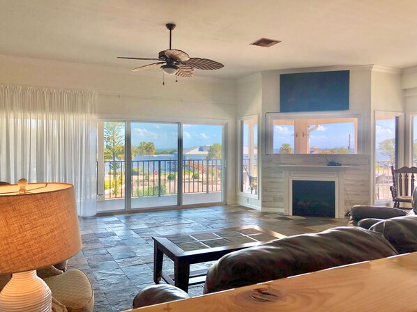 Penthouse Panoramique, vue fleuve | Coin séjour