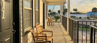 Davis House Inn