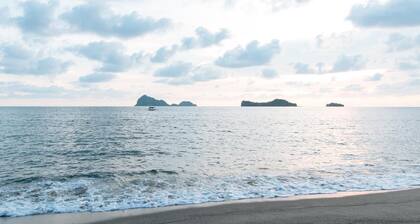 Megan's Paradisio Beach Resort