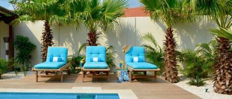 Outdoor pool, sun loungers