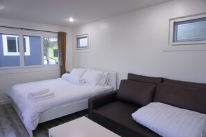 ستائر تعتيم وواي فاي مجانًا