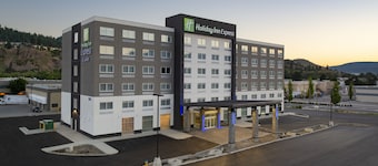 Holiday Inn Express & Suites Kelowna - East by IHG