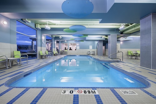 Holiday Inn Express & Suites Kelowna - East by IHG