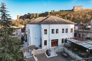 Exterior - Bineri Hotel Gjirokastra (Gjirokaster)