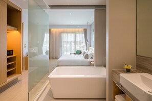 Internet - Eastin Thana City Golf Resort (Bangkok Noi)