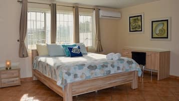 Villa | 3 dormitorios, tabla de planchar con plancha, wifi gratis y ropa de cama