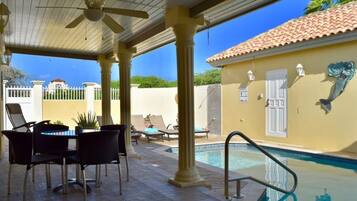 Piscina al aire libre