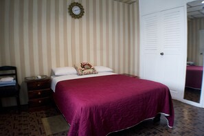 Room - Departamento de la Iguana (Guayaquil)
