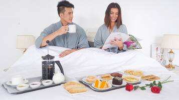 Egyptian cotton sheets, premium bedding, down comforters, pillowtop beds