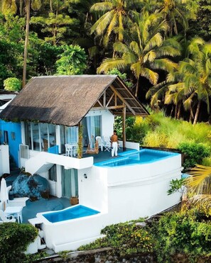 Grand Tiki Villa | บริการอาหารในห้องพัก