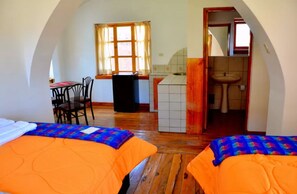 Chalet, Multiple Beds, Mountain View, Mountainside | Premium bedding, minibar, free WiFi