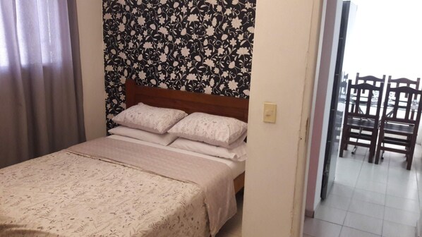 Apartamento familiar, 2 habitaciones | Vistas a la calle