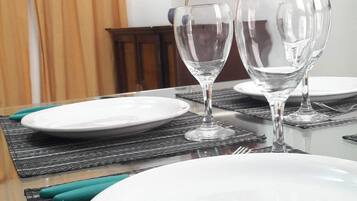 Family Apartment, 2 Bedrooms | Private kitchenette