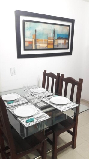 Familienapartment, 2 Schlafzimmer | Eigene Küche